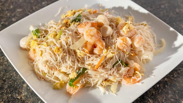 Seafood Mei Fun.