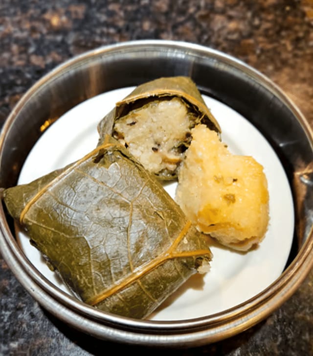 Sticky Rice W. Chicken.